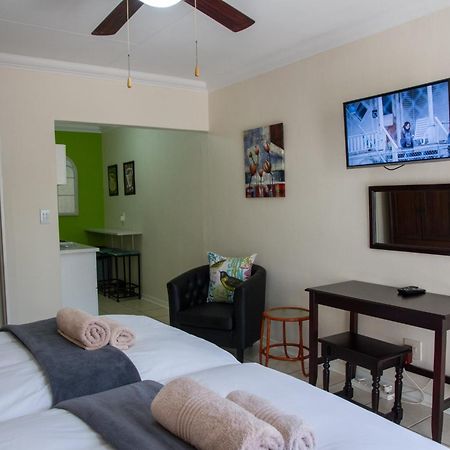 Sunshine Self Catering Apartment Mbombela Екстериор снимка