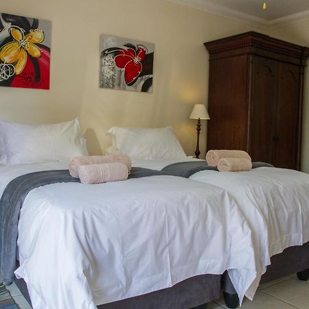 Sunshine Self Catering Apartment Mbombela Екстериор снимка