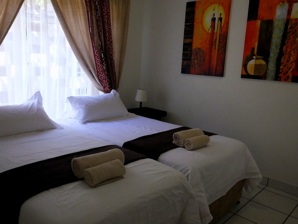 Sunshine Self Catering Apartment Mbombela Екстериор снимка