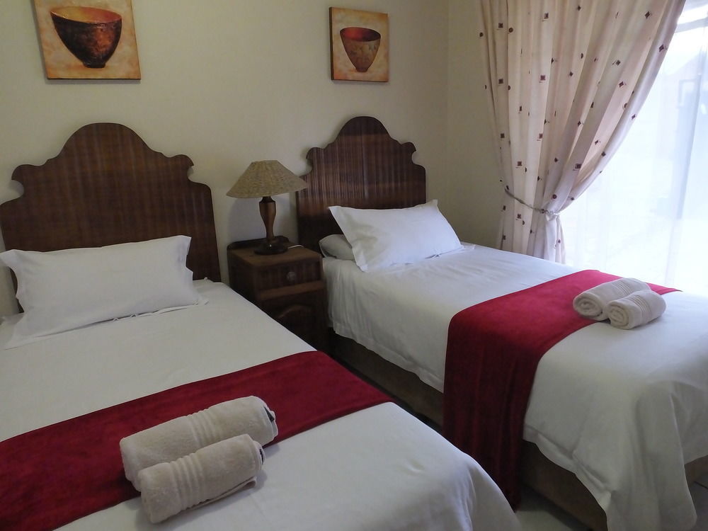 Sunshine Self Catering Apartment Mbombela Екстериор снимка